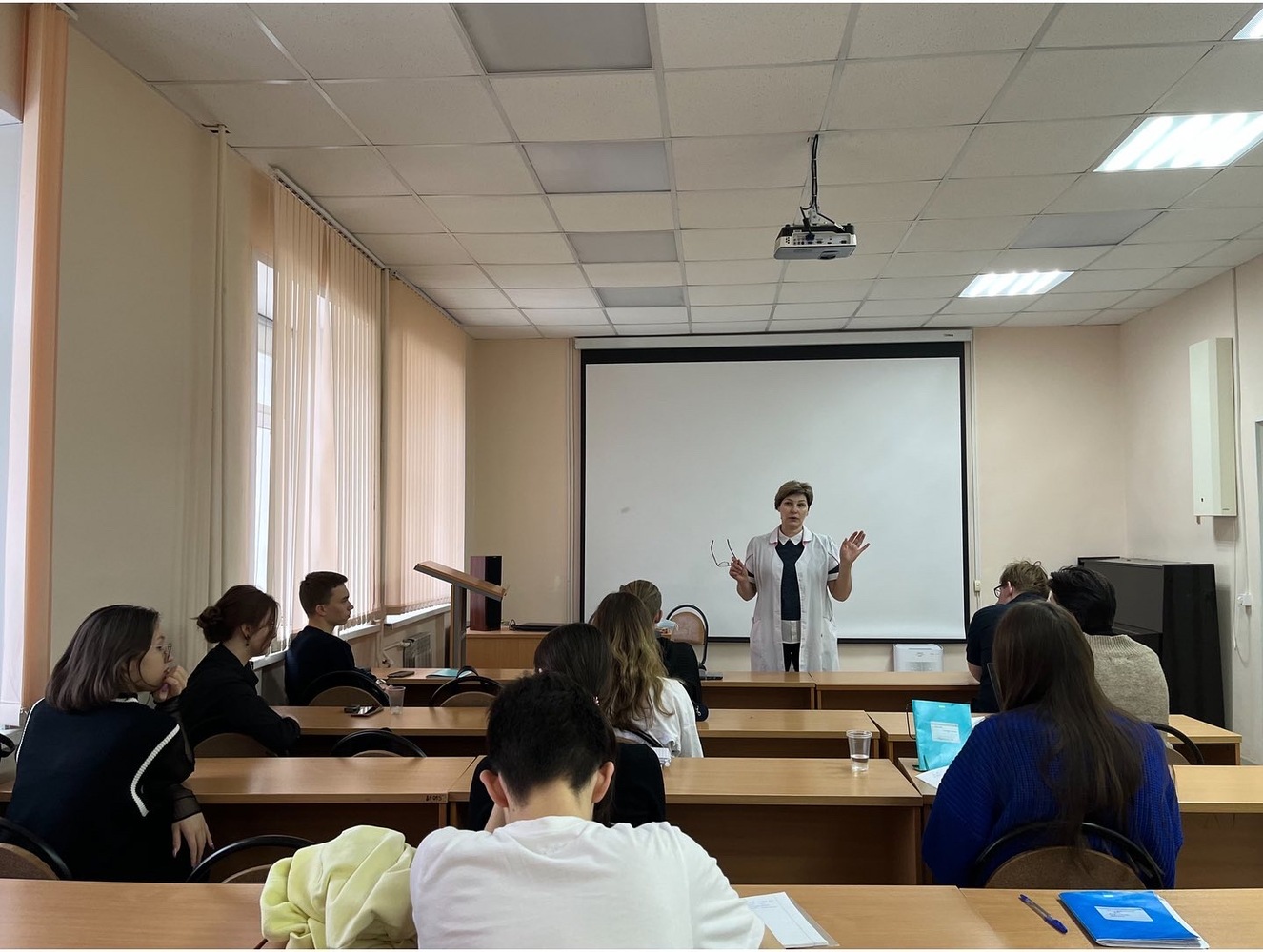 Сайт академической гимназии москва
